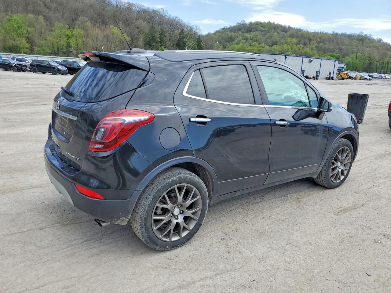 2018 Buick Encore Sport Touring - Фото 3
