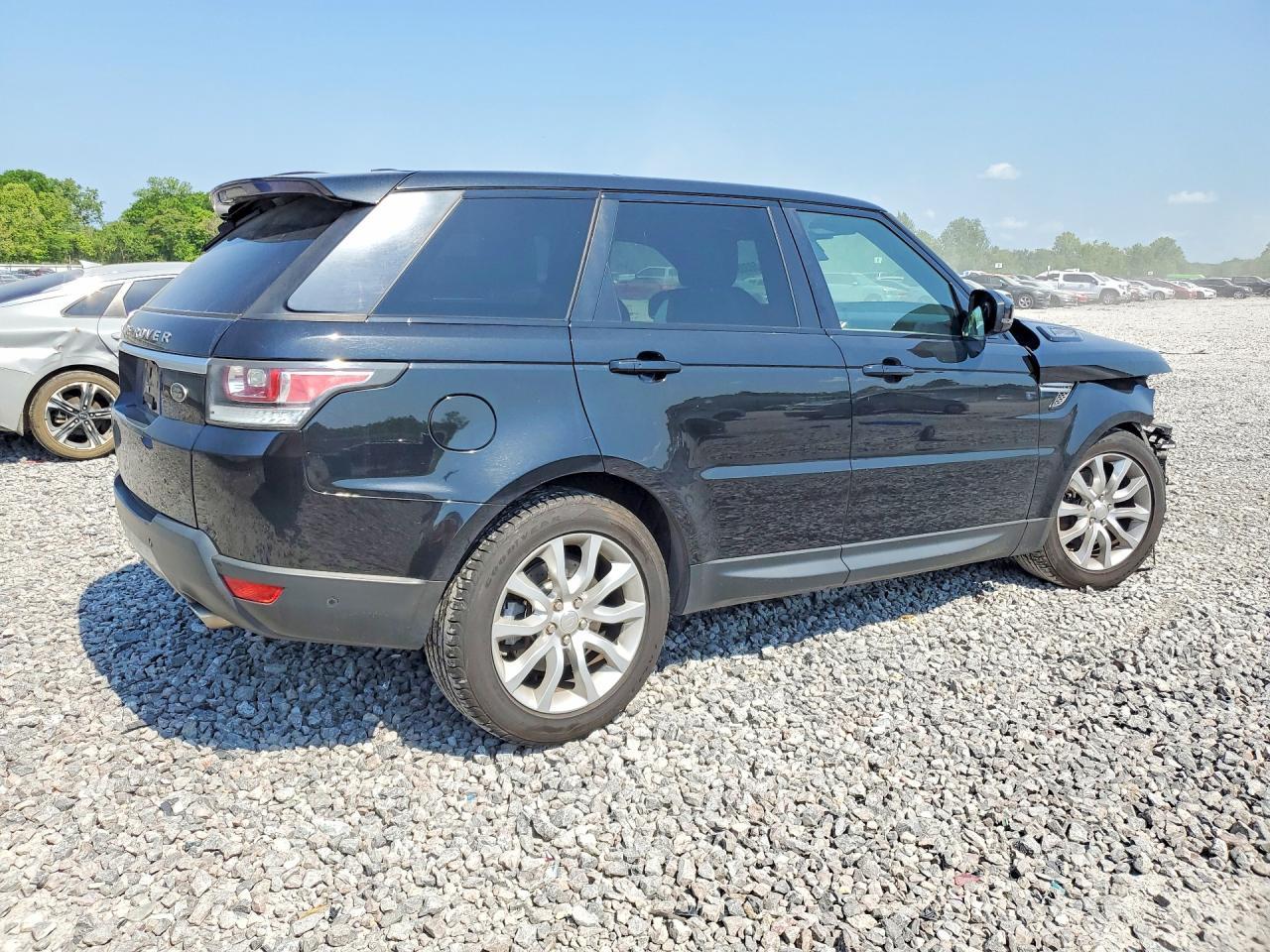2015 Land Rover Range Rover Sport Hse - Image 3