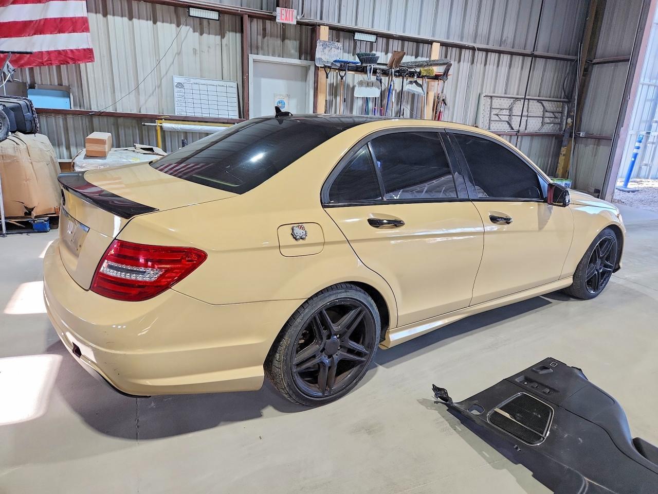 2013 Mercedes-Benz C 250 - Image 3