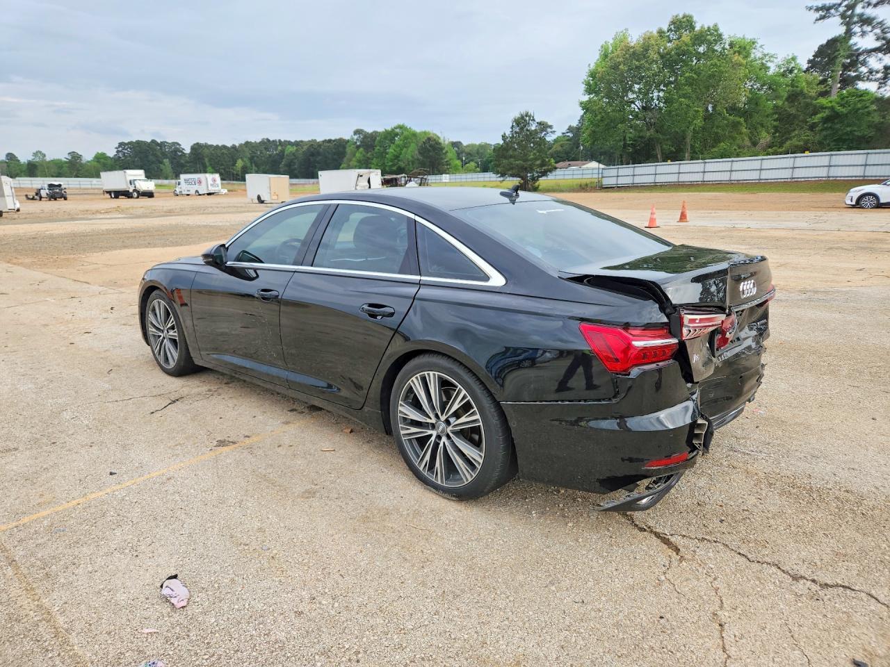 2019 Audi A6 Premium Plus - Фото 2