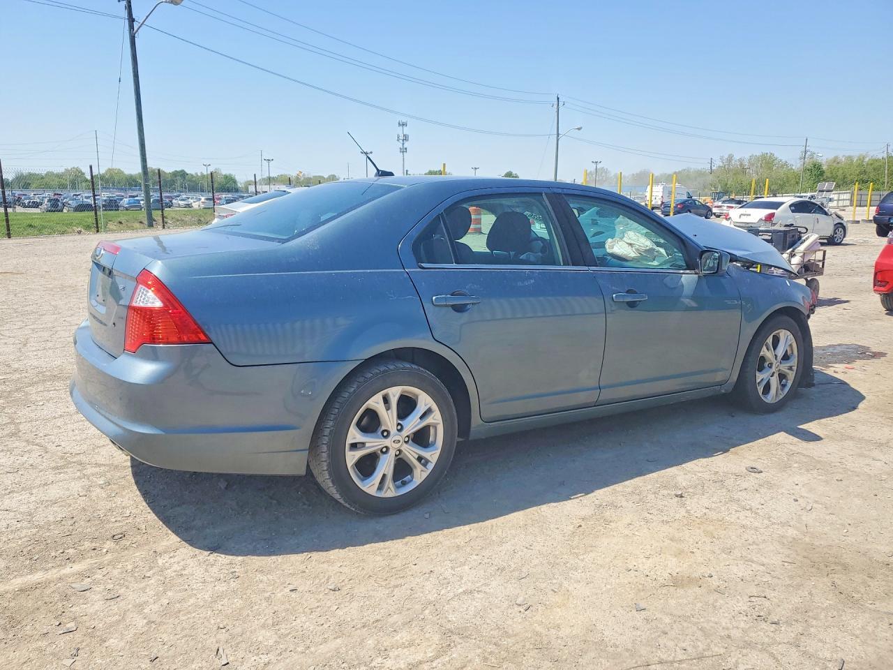 2012 Ford Fusion Se - Image 3