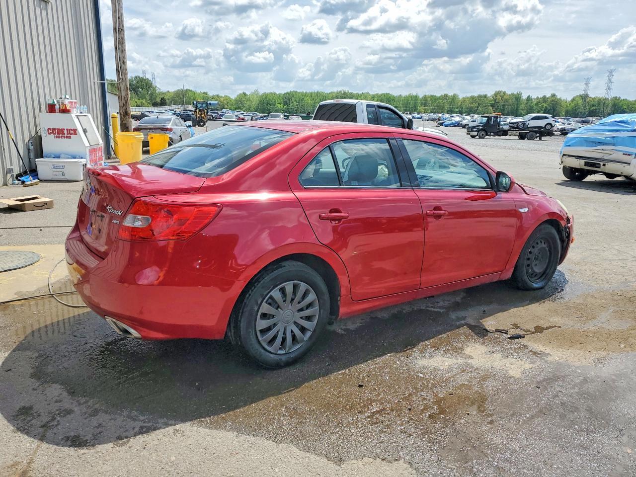 2012 Suzuki Kizashi S - Фото 3