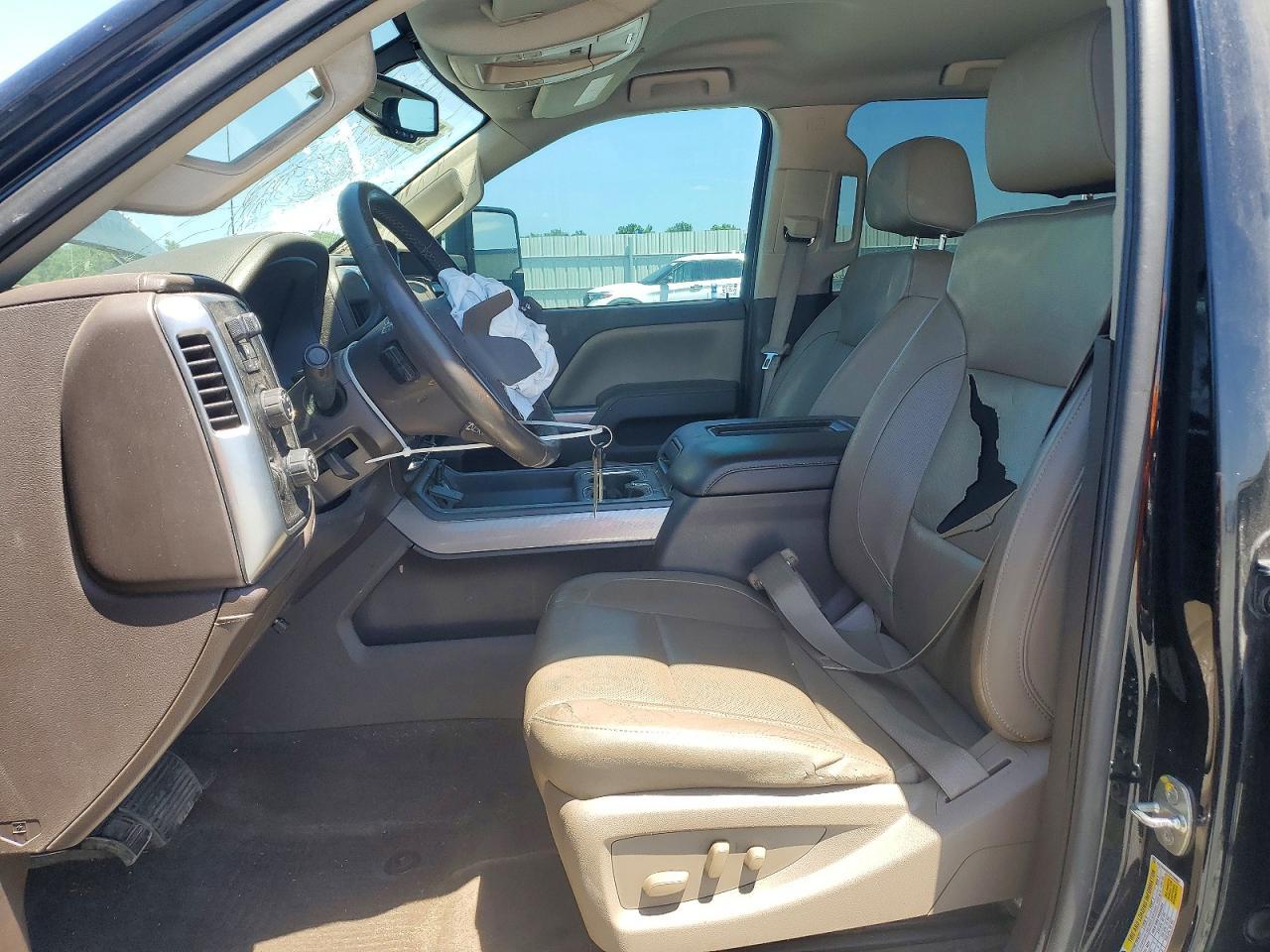 2016 Chevrolet Silverado K2500 Heavy Duty Ltz - Image 7