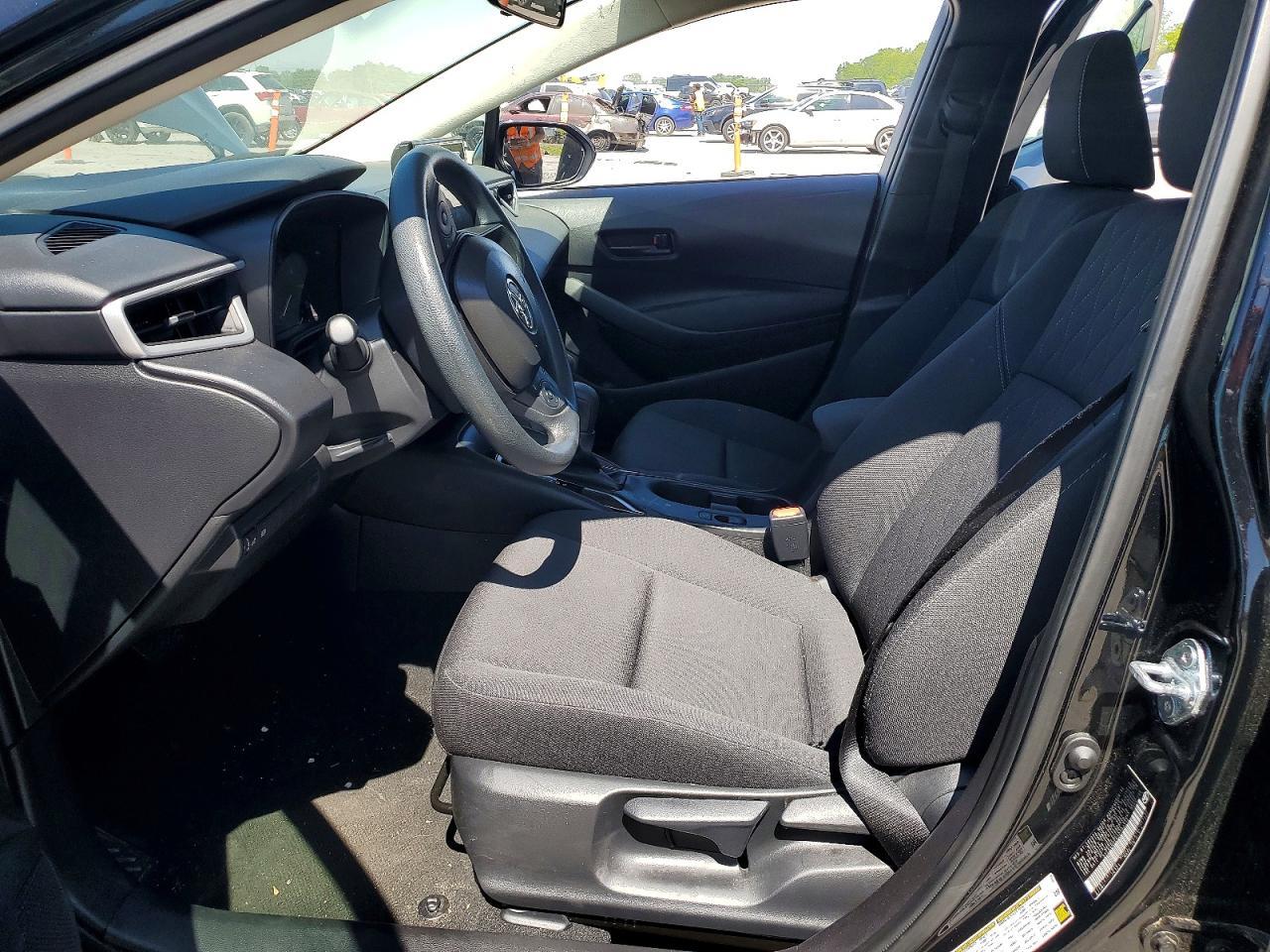 2025 Toyota Corolla Le - Image 7
