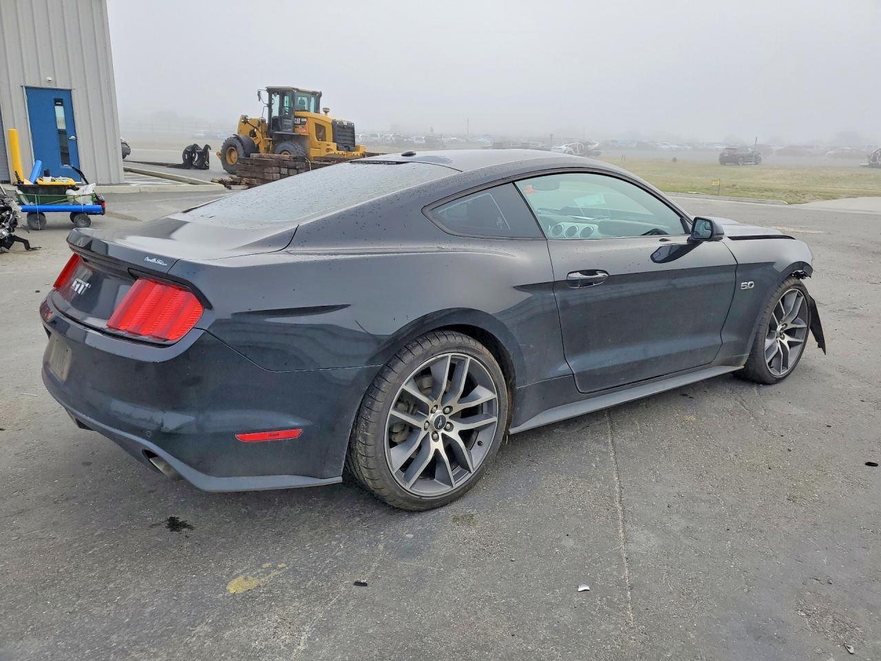 2015 Ford Mustang Gt - Фото 3
