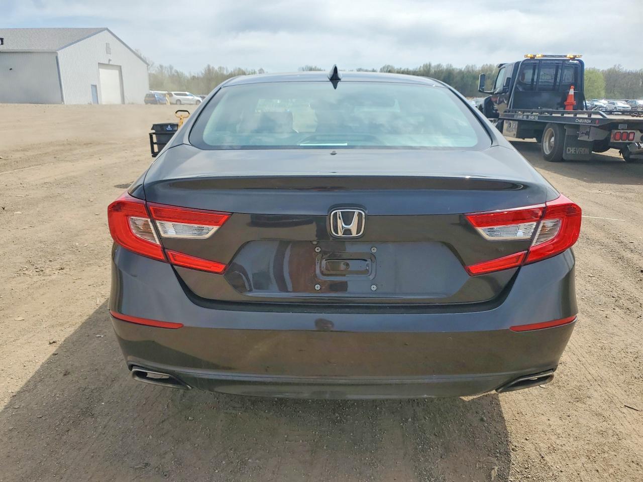 2018 Honda Accord Touring - Фото 6