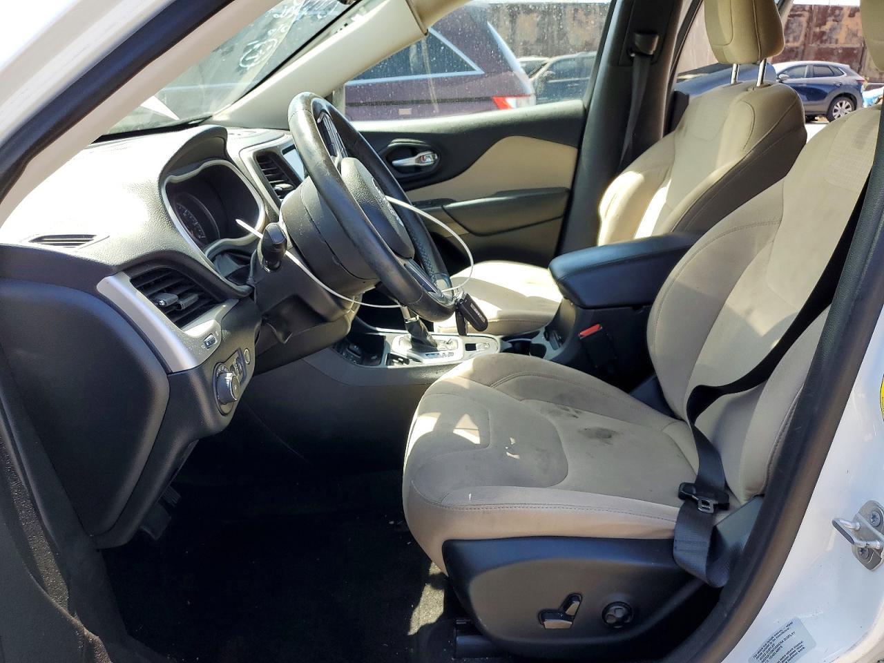 2015 Jeep Cherokee Latitude - Фото 7