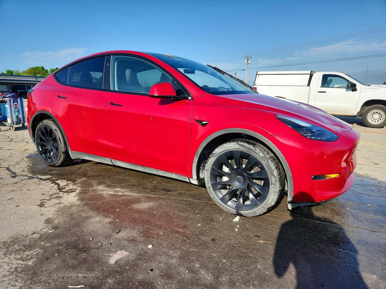 2023 Tesla Model Y - Image 4