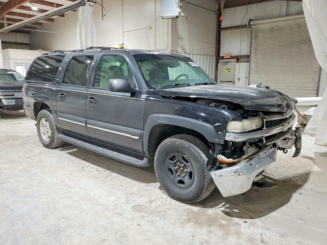 2004 Chevrolet Suburban K1500 - Image 4