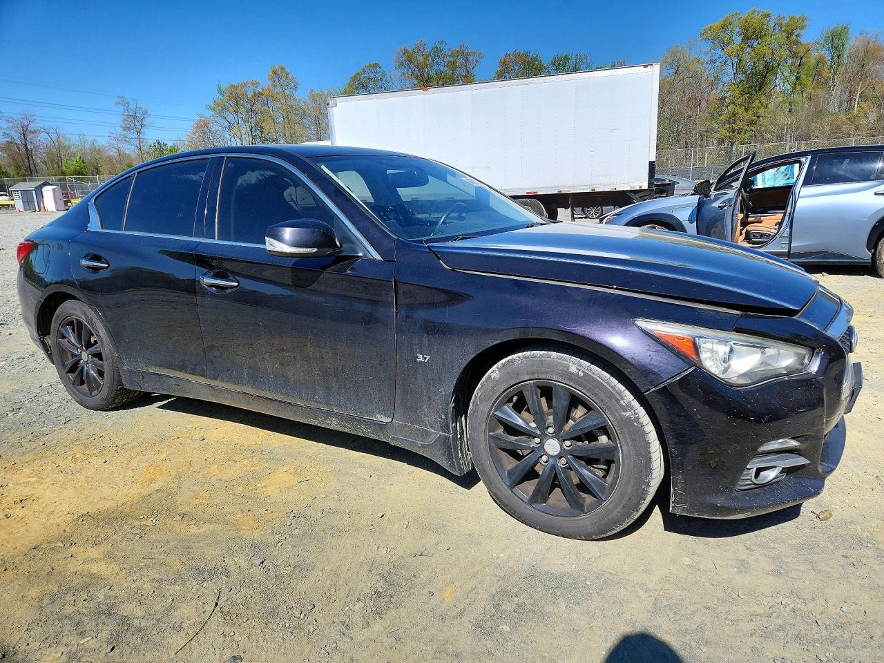 2015 Infiniti Q50 Premium - Фото 4