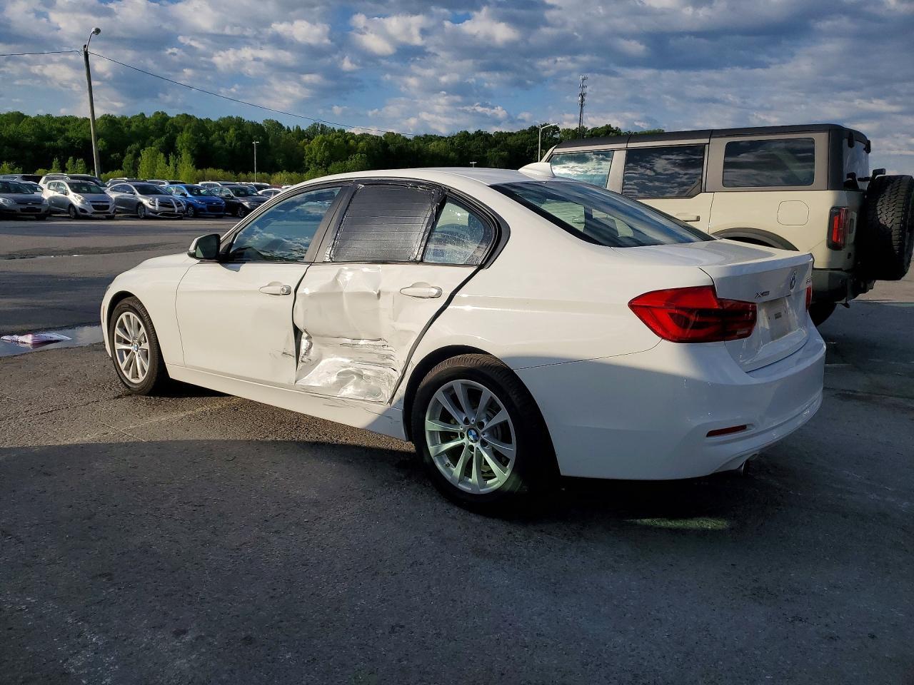 2018 BMW 320 Xi - Фото 2