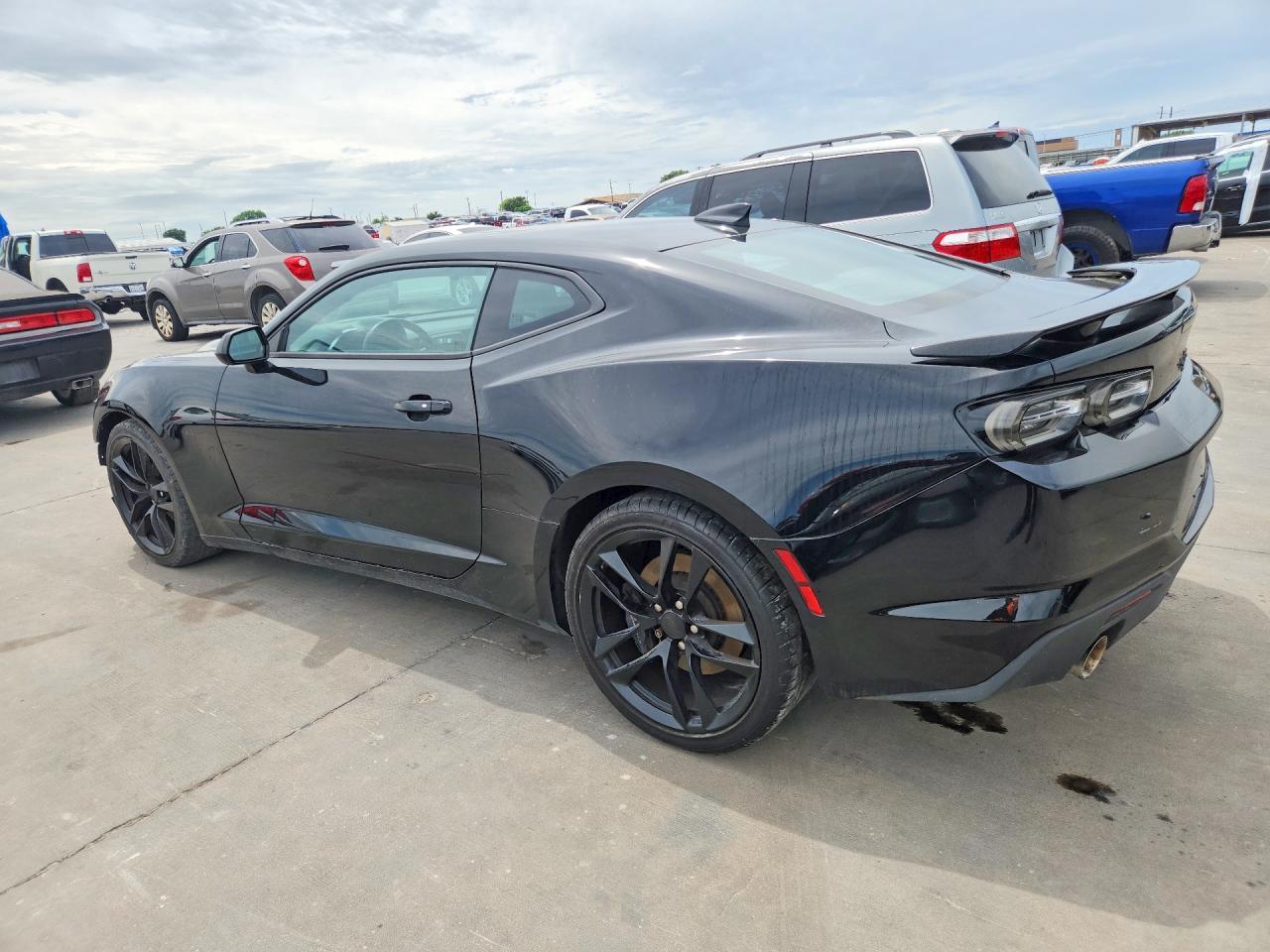 2023 Chevrolet Camaro Lt1 - Фото 2