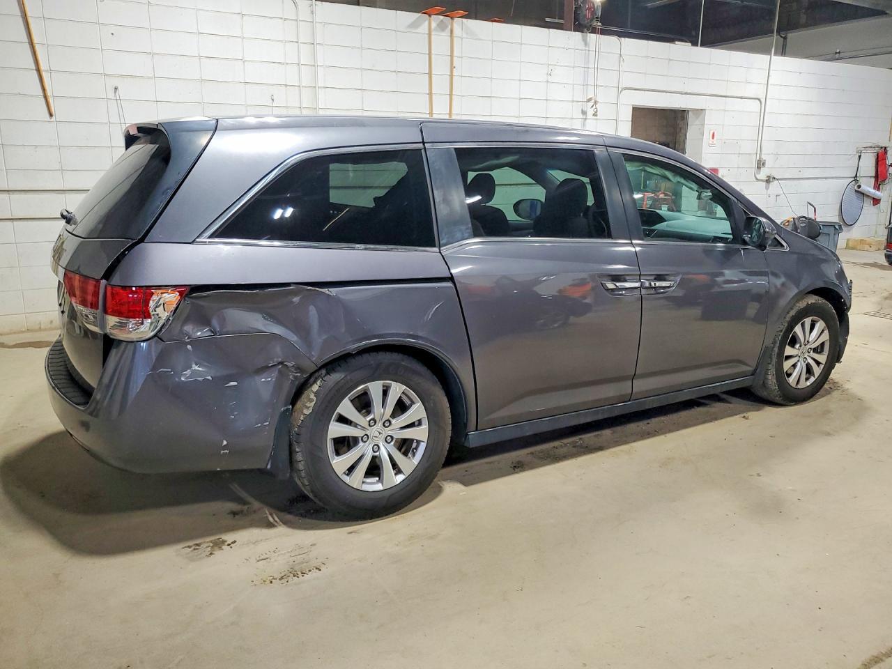 2015 Honda Odyssey Ex - Фото 3