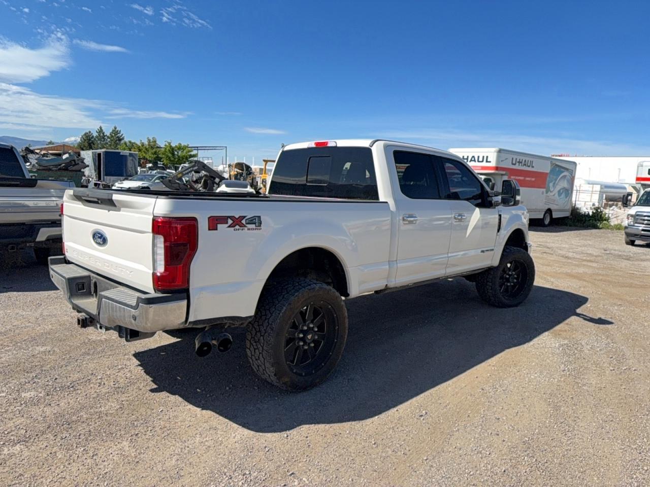 2017 Ford F250 Super Duty - Image 4
