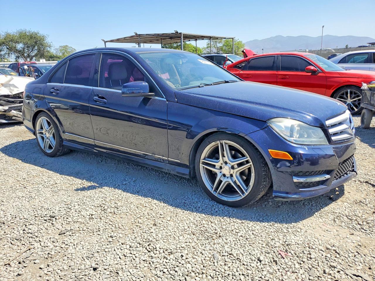 2013 Mercedes-Benz C 250 - Image 4