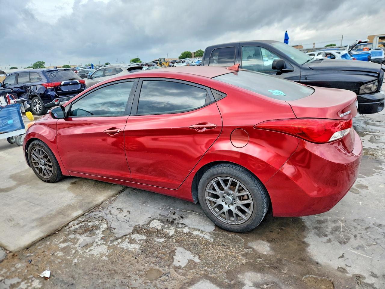 2013 Hyundai Elantra Gls - Фото 2