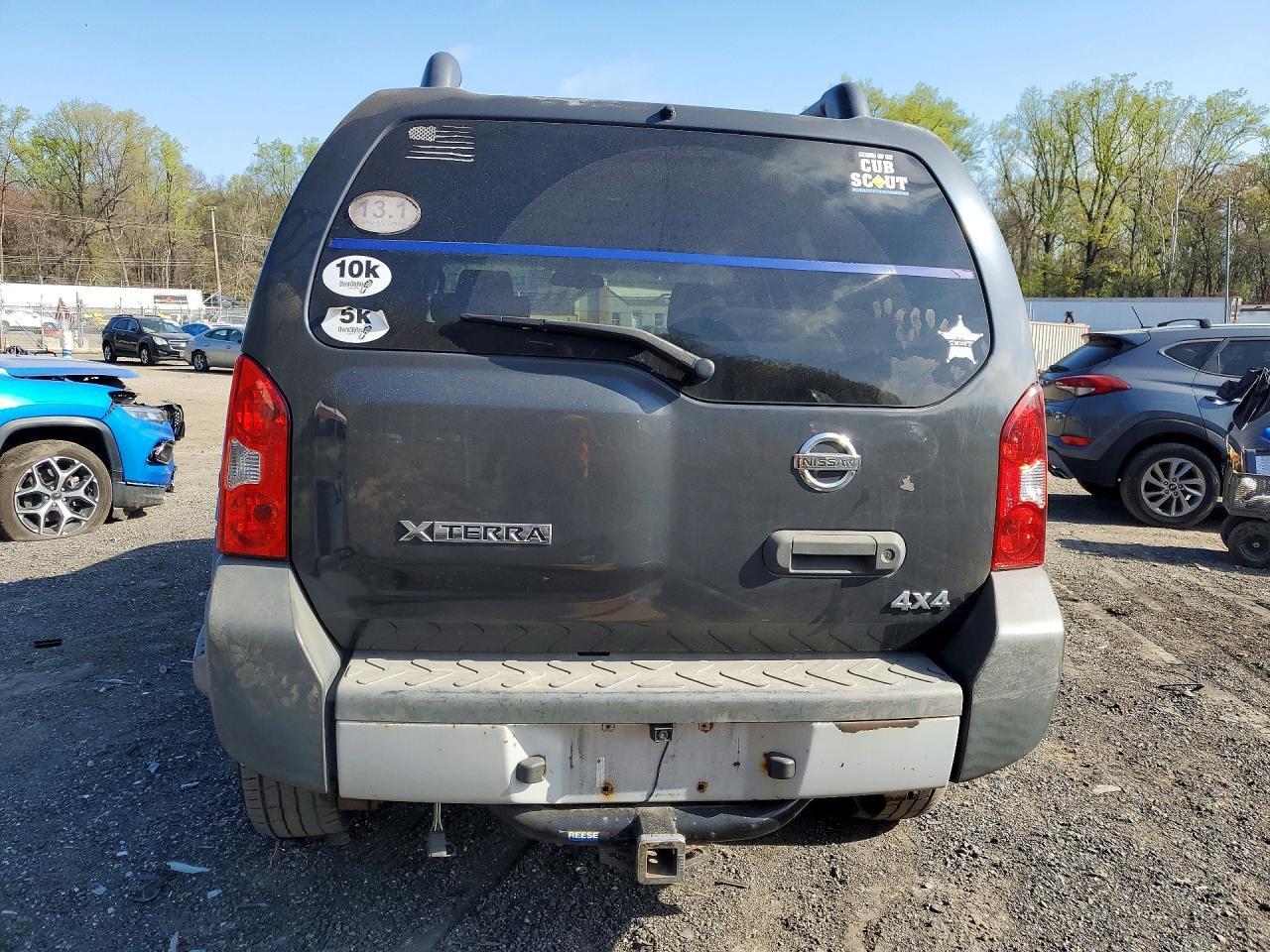 2010 Nissan Xterra X - Image 6