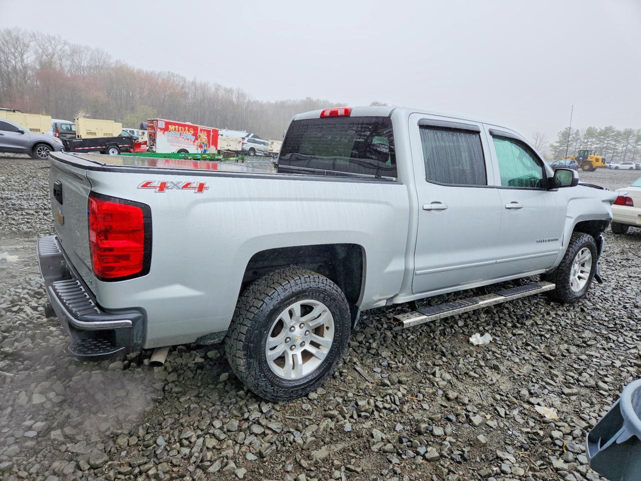 2017 Chevrolet Silverado K1500 Lt - Фото 3
