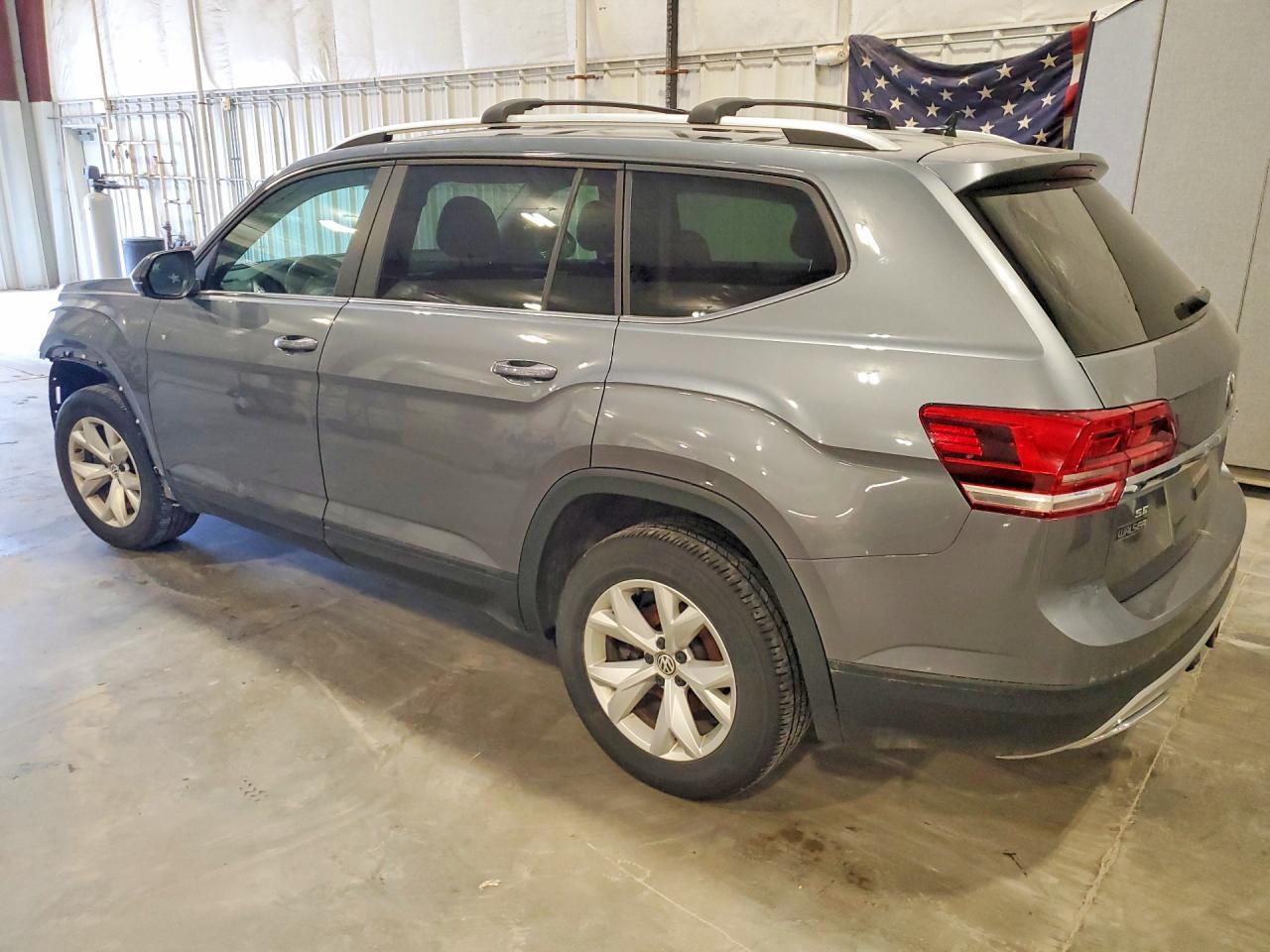 2019 Volkswagen Atlas Se - Image 2
