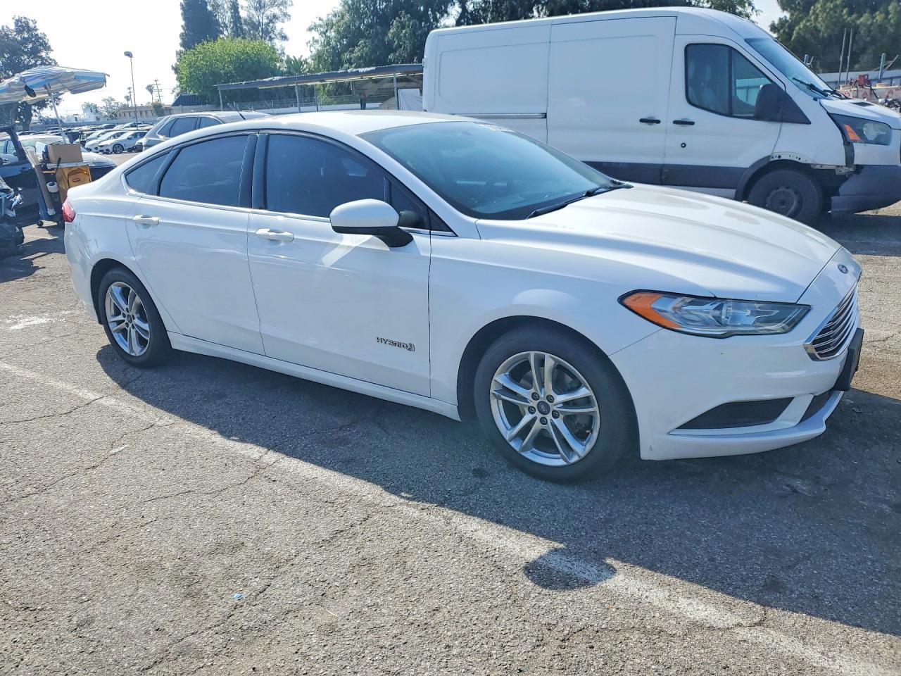2018 Ford Fusion S Hybrid - Image 4