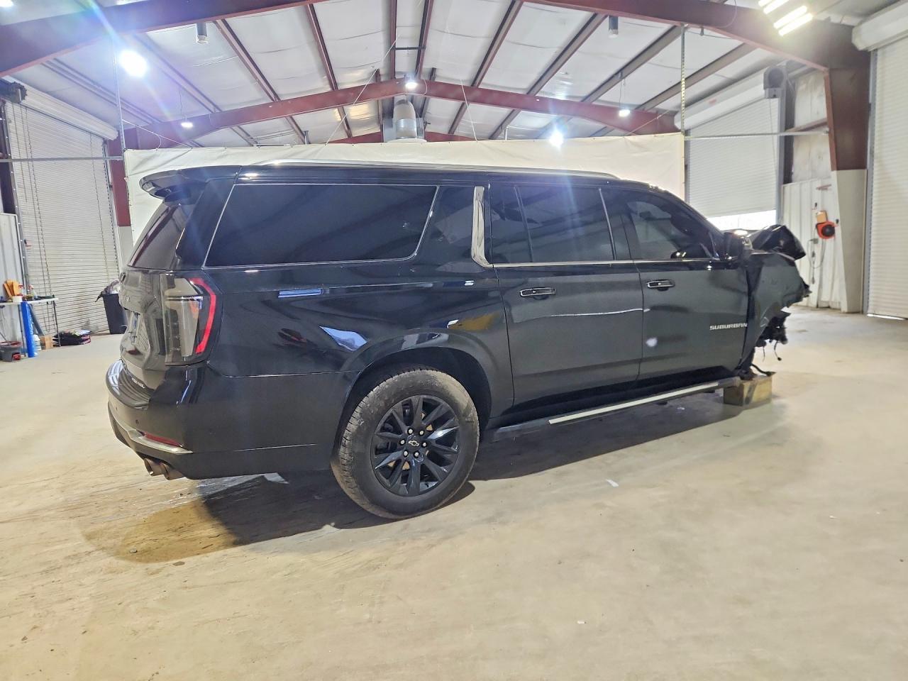 2025 Chevrolet Suburban K1500 Premier - Image 3