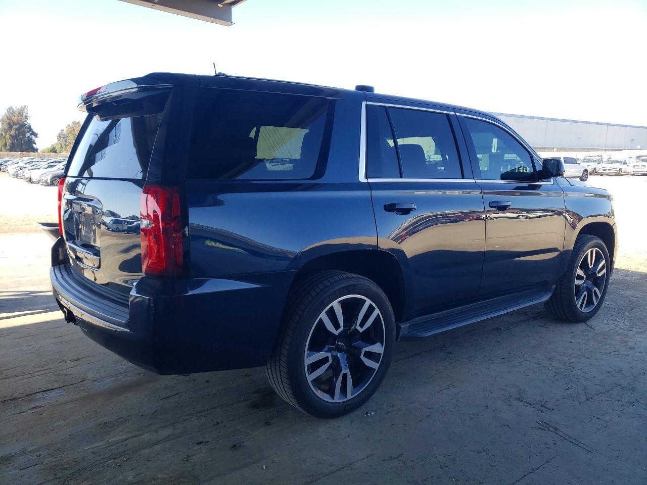 2017 Chevrolet Tahoe Police - Фото 3