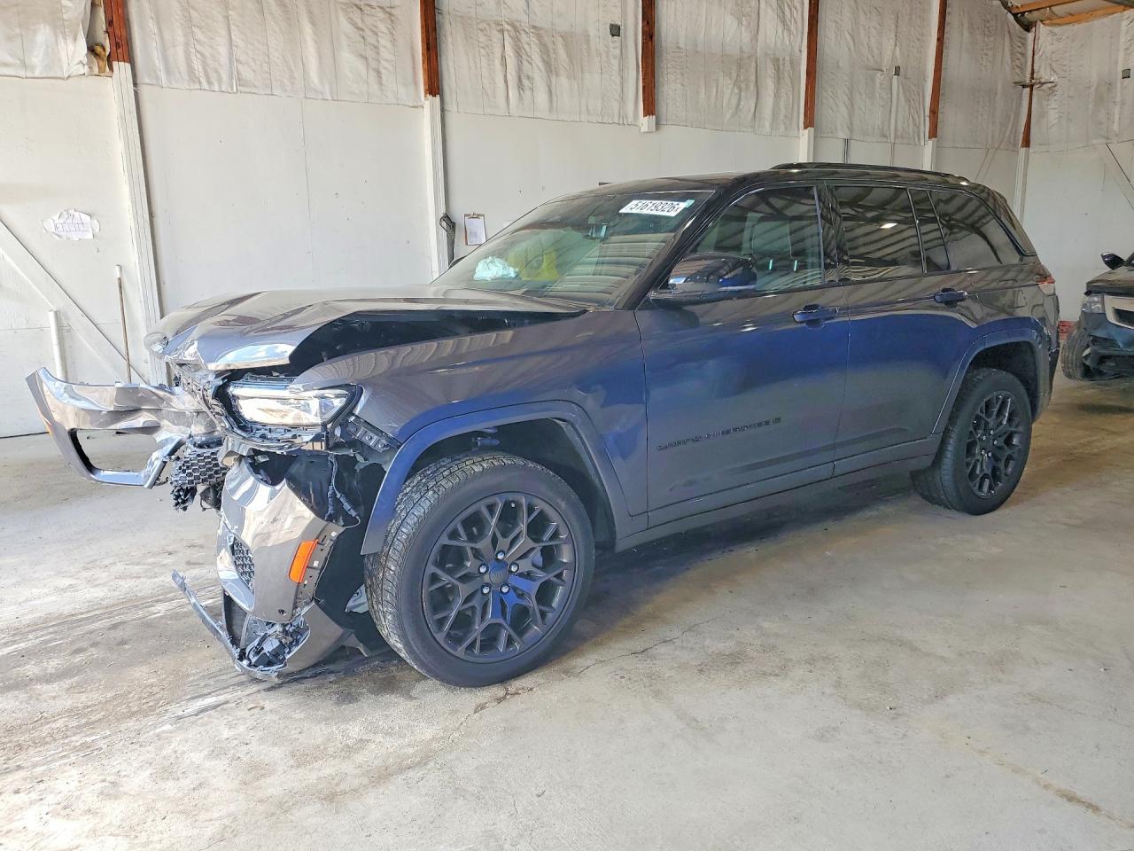 2025 Jeep Grand Cherokee Summit