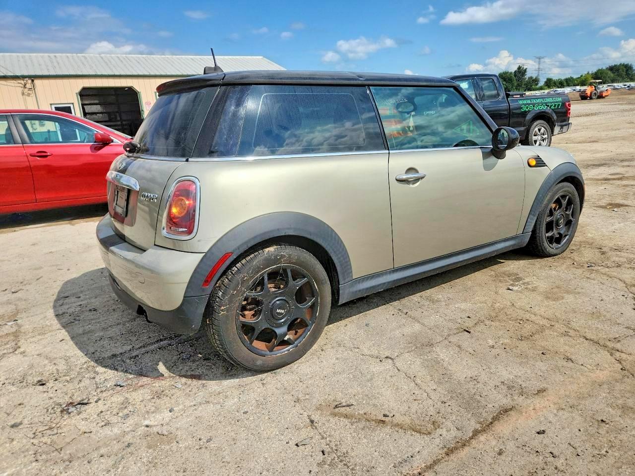 2009 Mini Cooper - Image 3