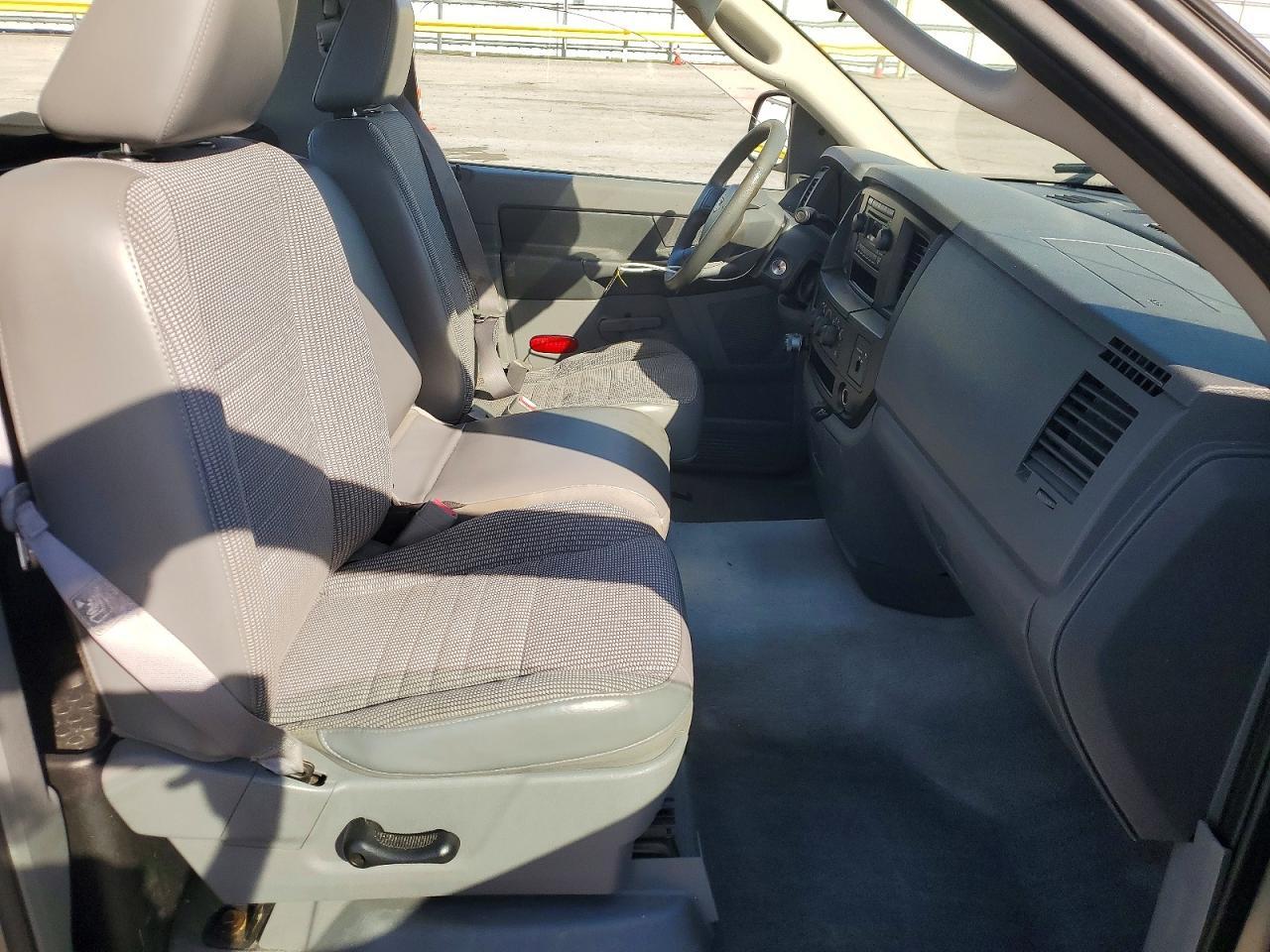 2006 Dodge Ram 1500 St - Фото 7