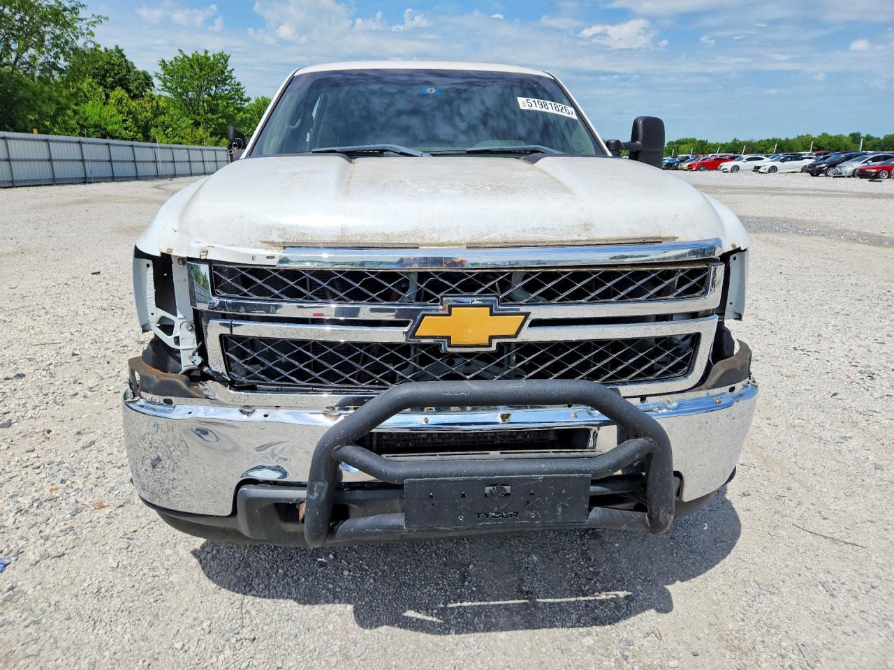 2014 Chevrolet Silverado C2500 Heavy Duty - Фото 5