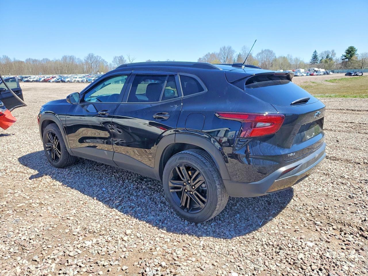 2024 Chevrolet Trax Activ - Image 2