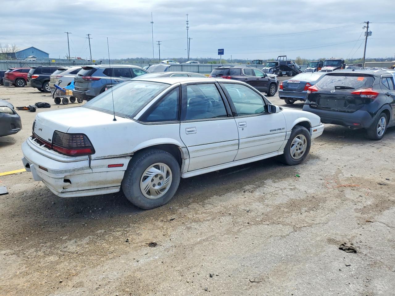 1994 Pontiac Grand Prix Se - Фото 3
