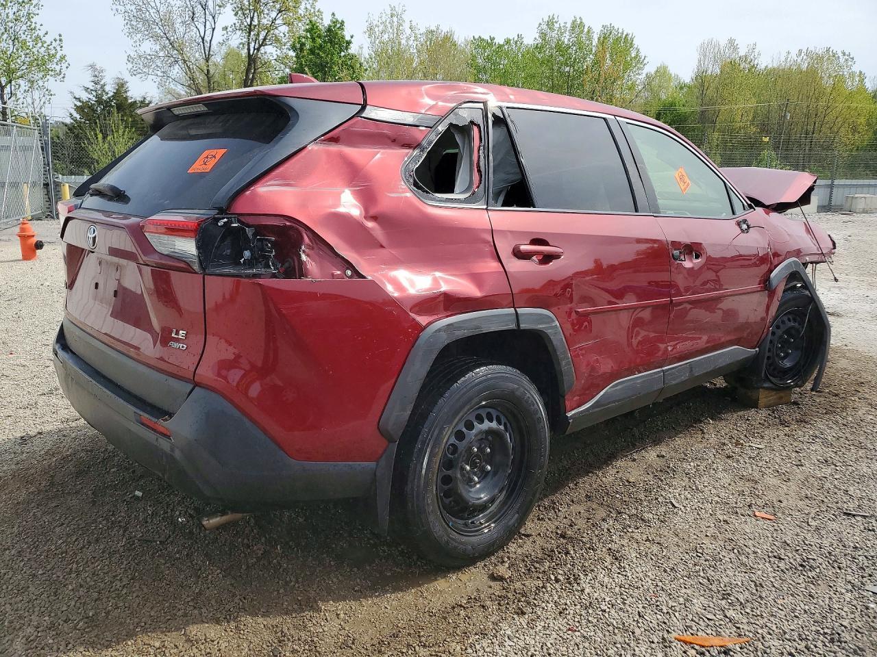 2020 Toyota Rav4 Le - Фото 3