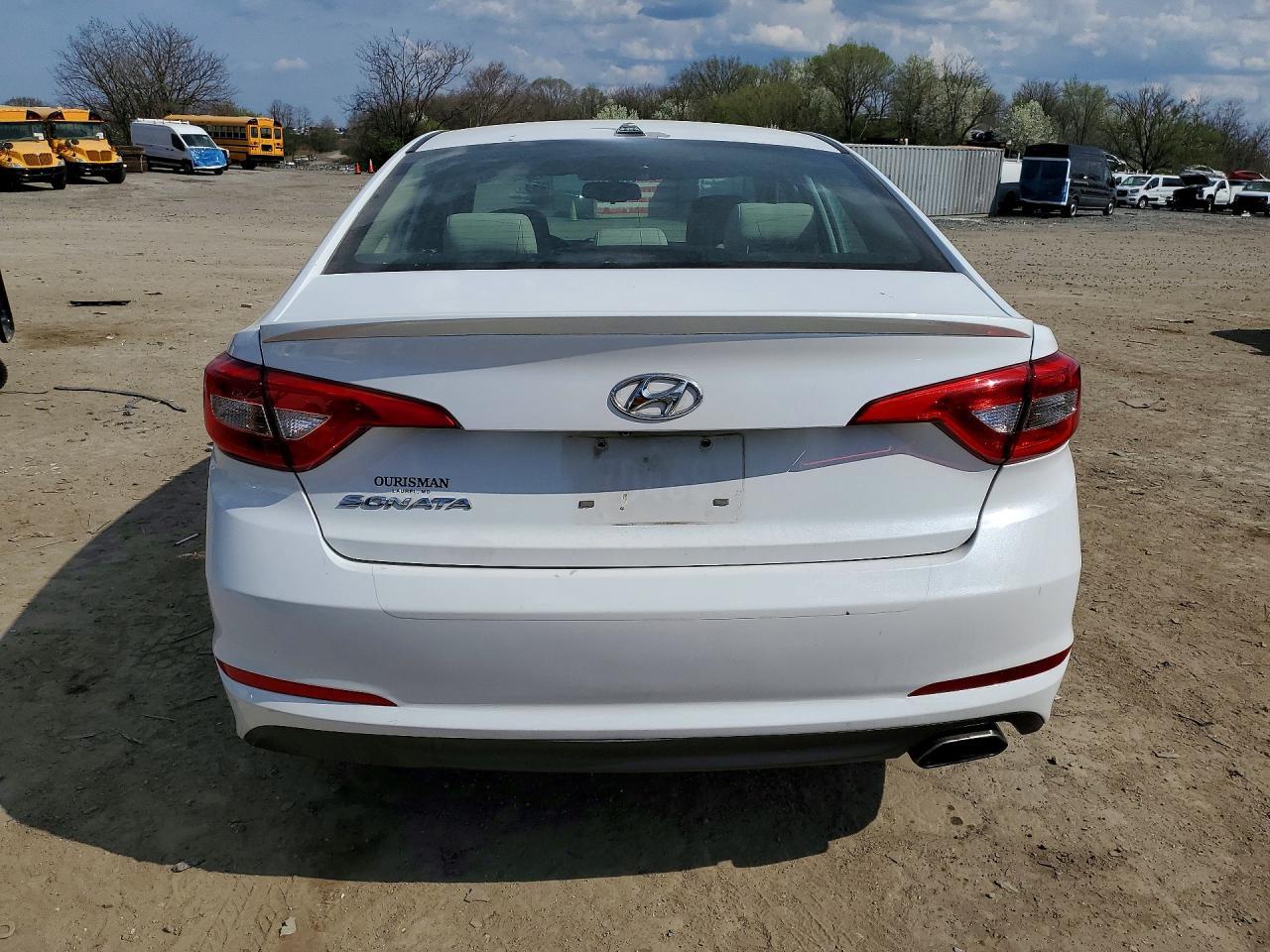 2016 Hyundai Sonata Se - Image 6
