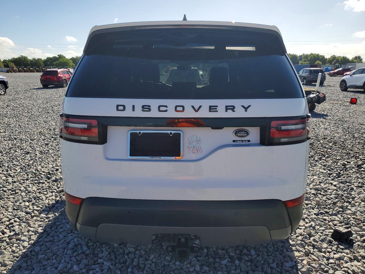 2017 Land Rover Discovery Hse Luxury - Image 6