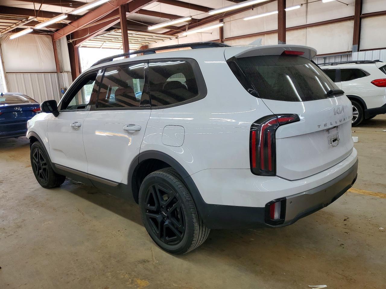 2023 Kia Telluride Ex X-Line - Image 2