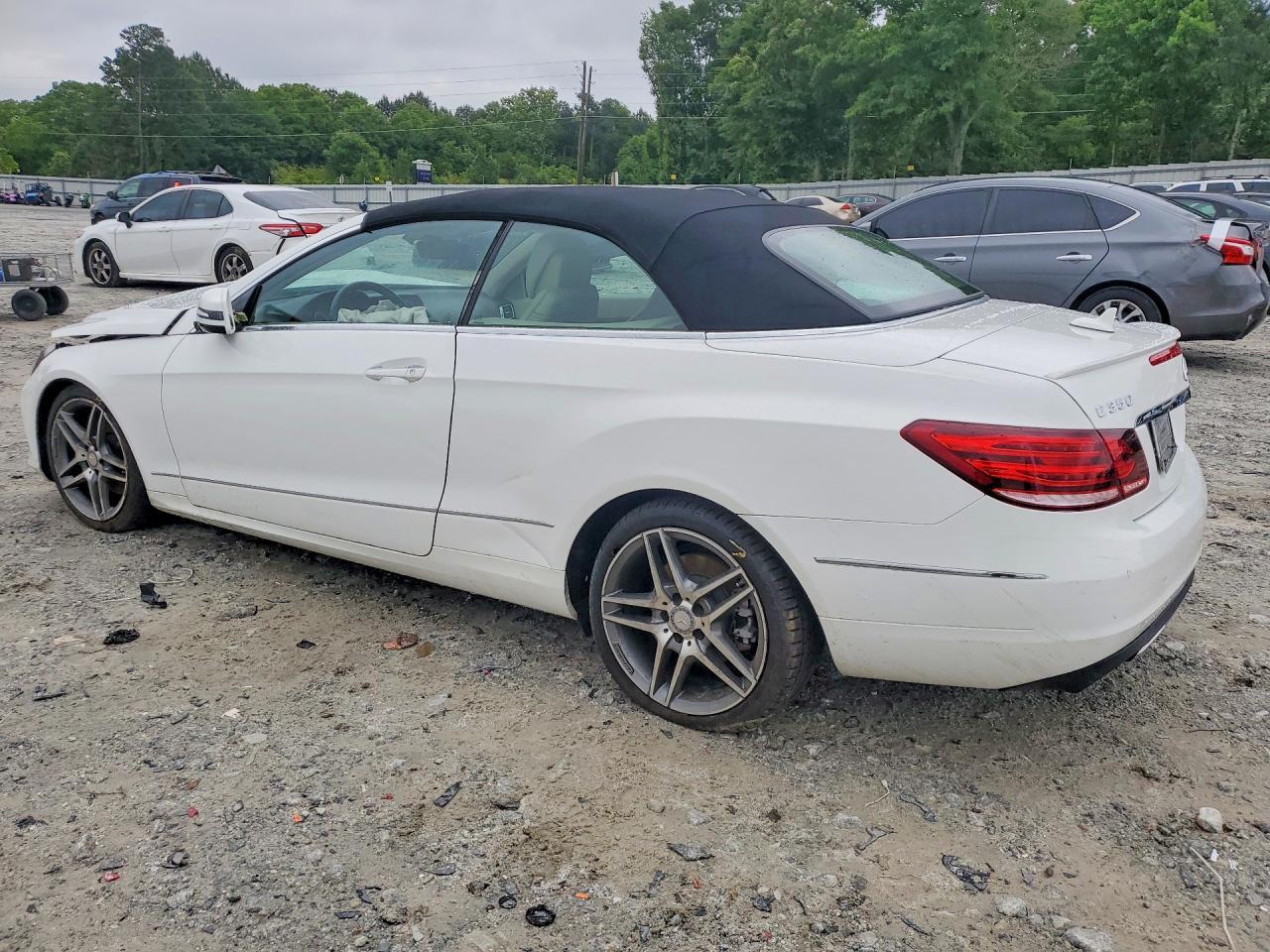 2014 Mercedes-Benz E 350 - Image 2