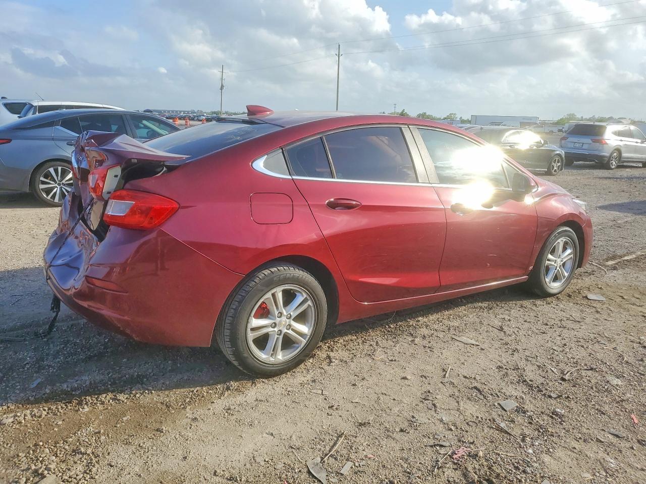 2016 Chevrolet Cruze Lt - Фото 3