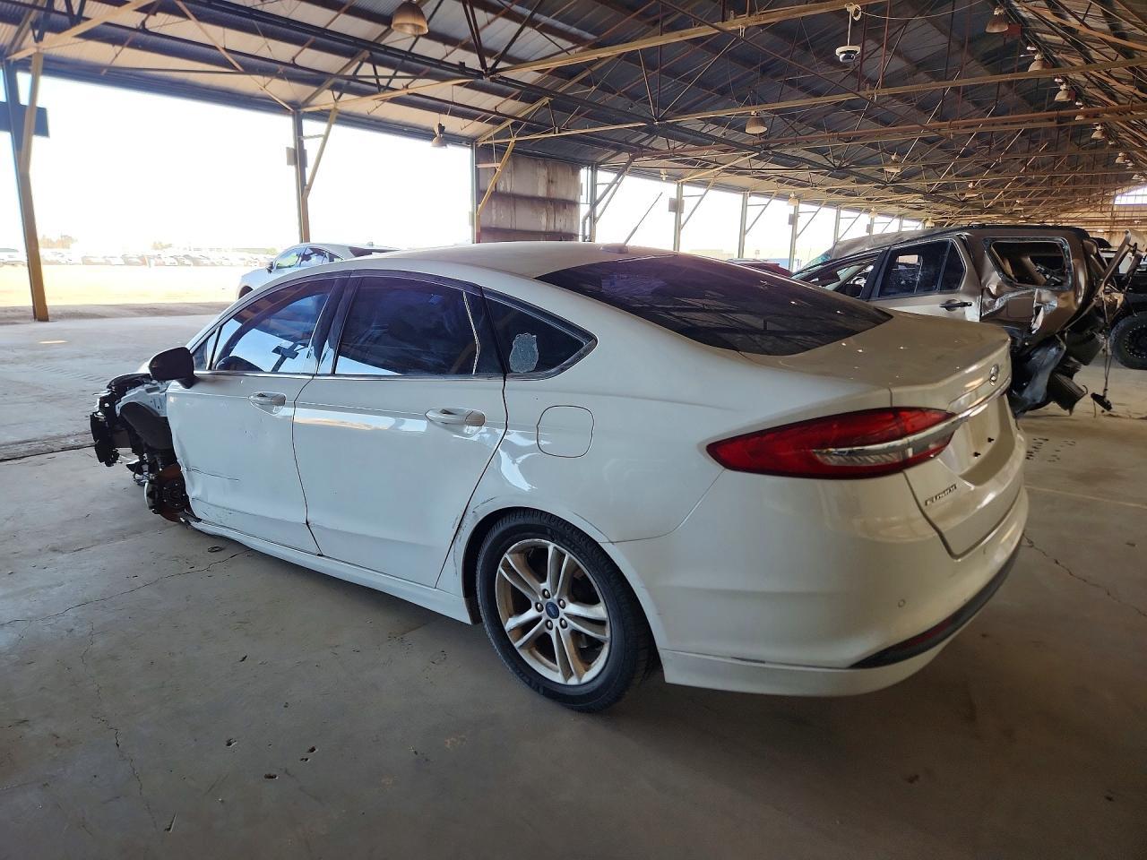 2018 Ford Fusion Se - Image 2