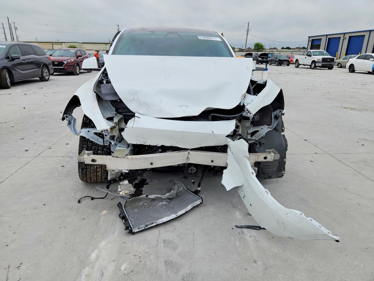 2020 Tesla Model Y - Фото 5