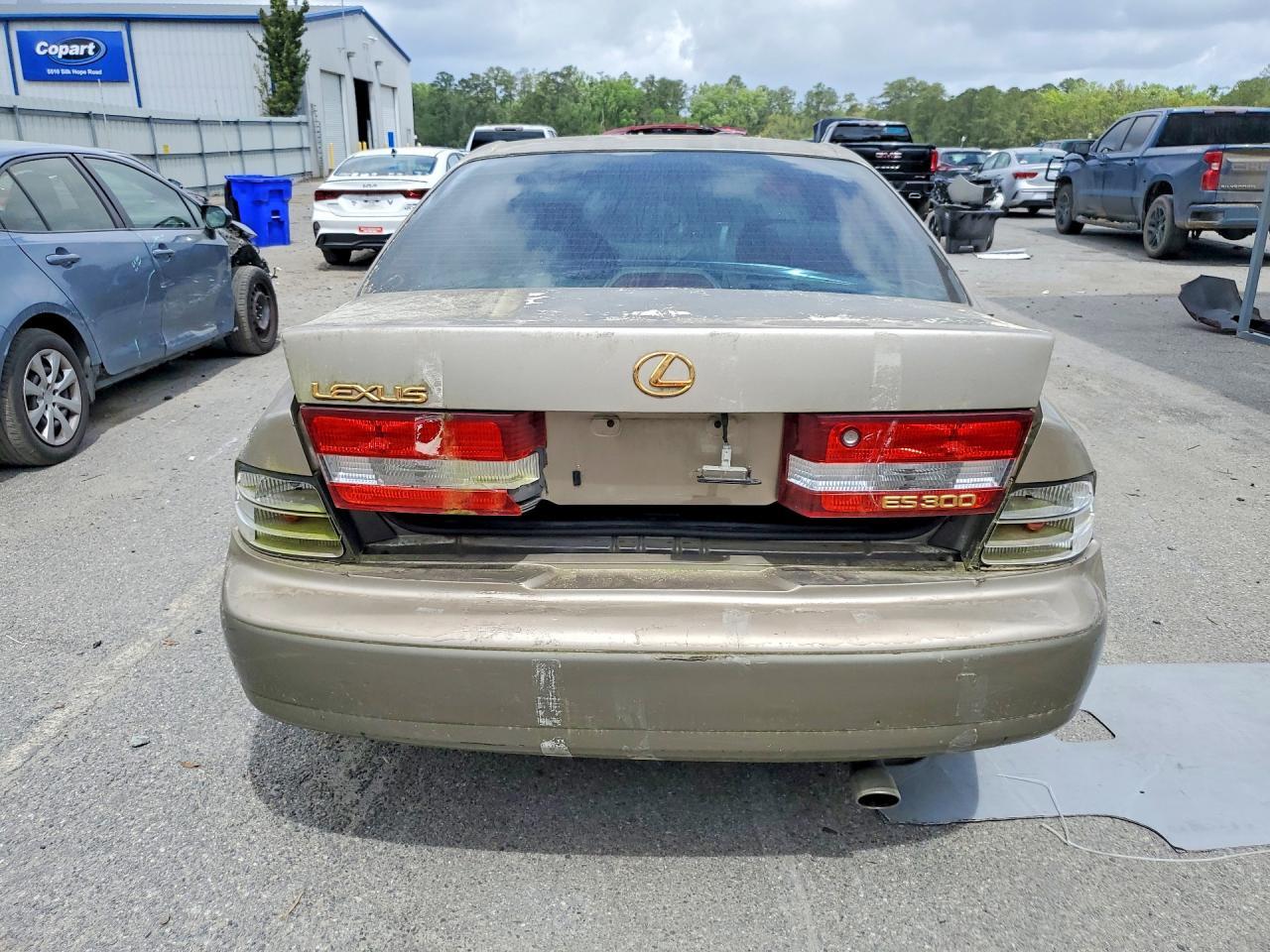 2000 Lexus Es 300 Base - Image 6