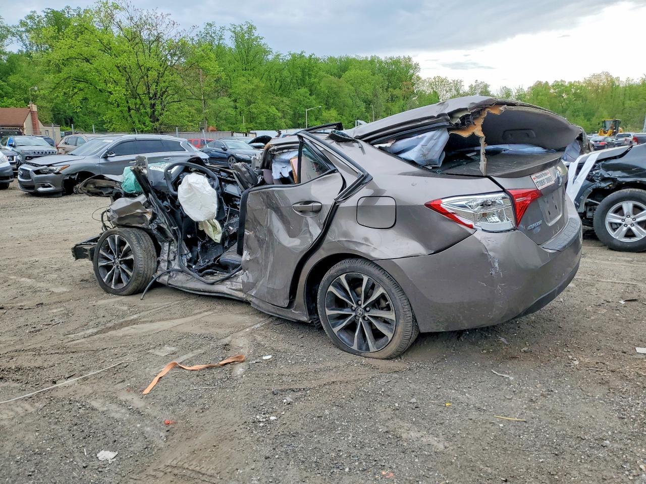 2019 Toyota Corolla Se - Фото 2