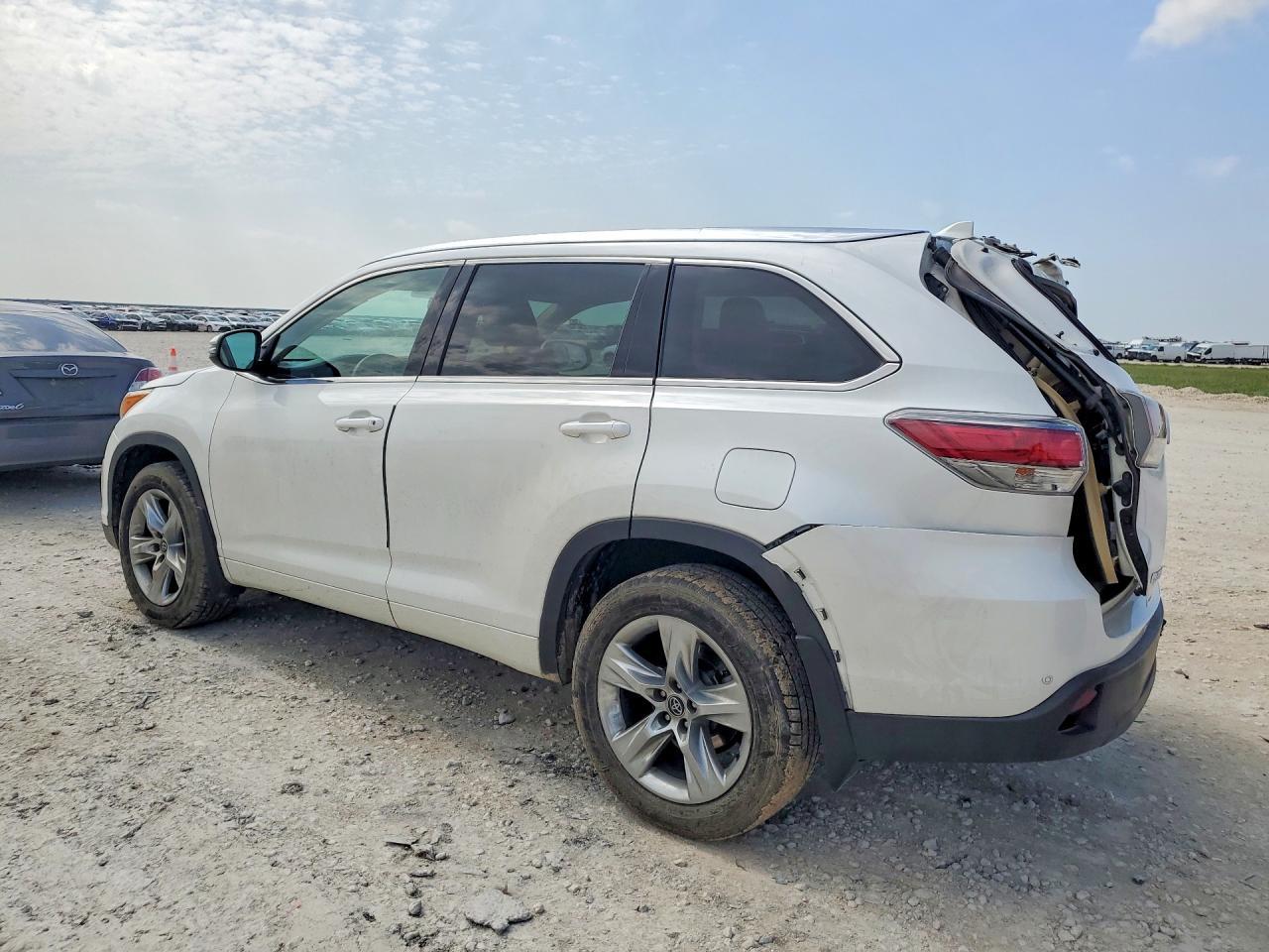 2016 Toyota Highlander Limited - Фото 2