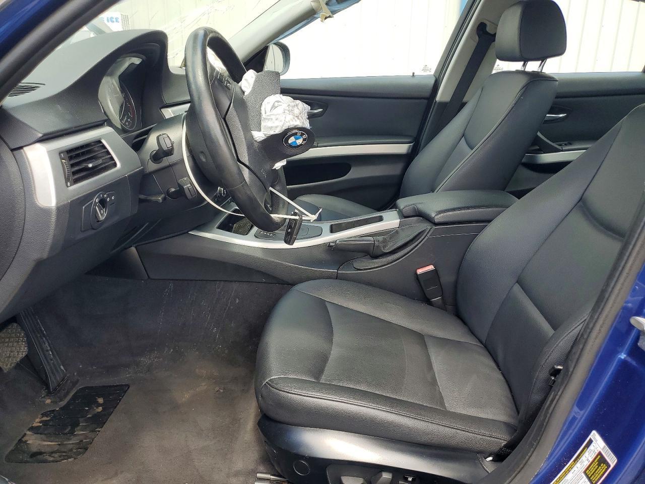 2011 BMW 335 Xi - Фото 7