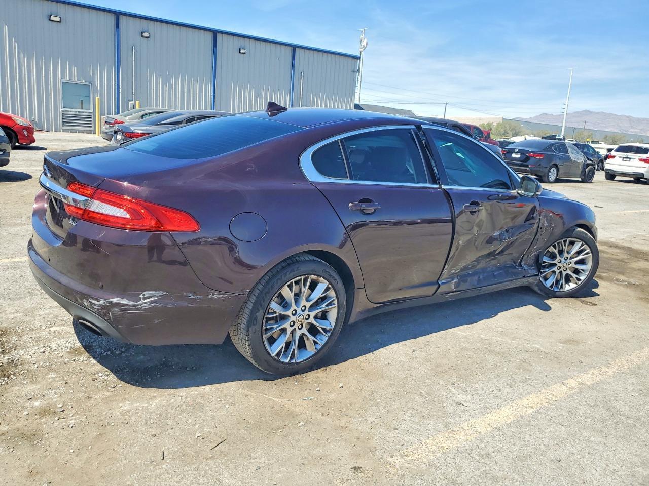 2013 Jaguar Xf - Фото 3