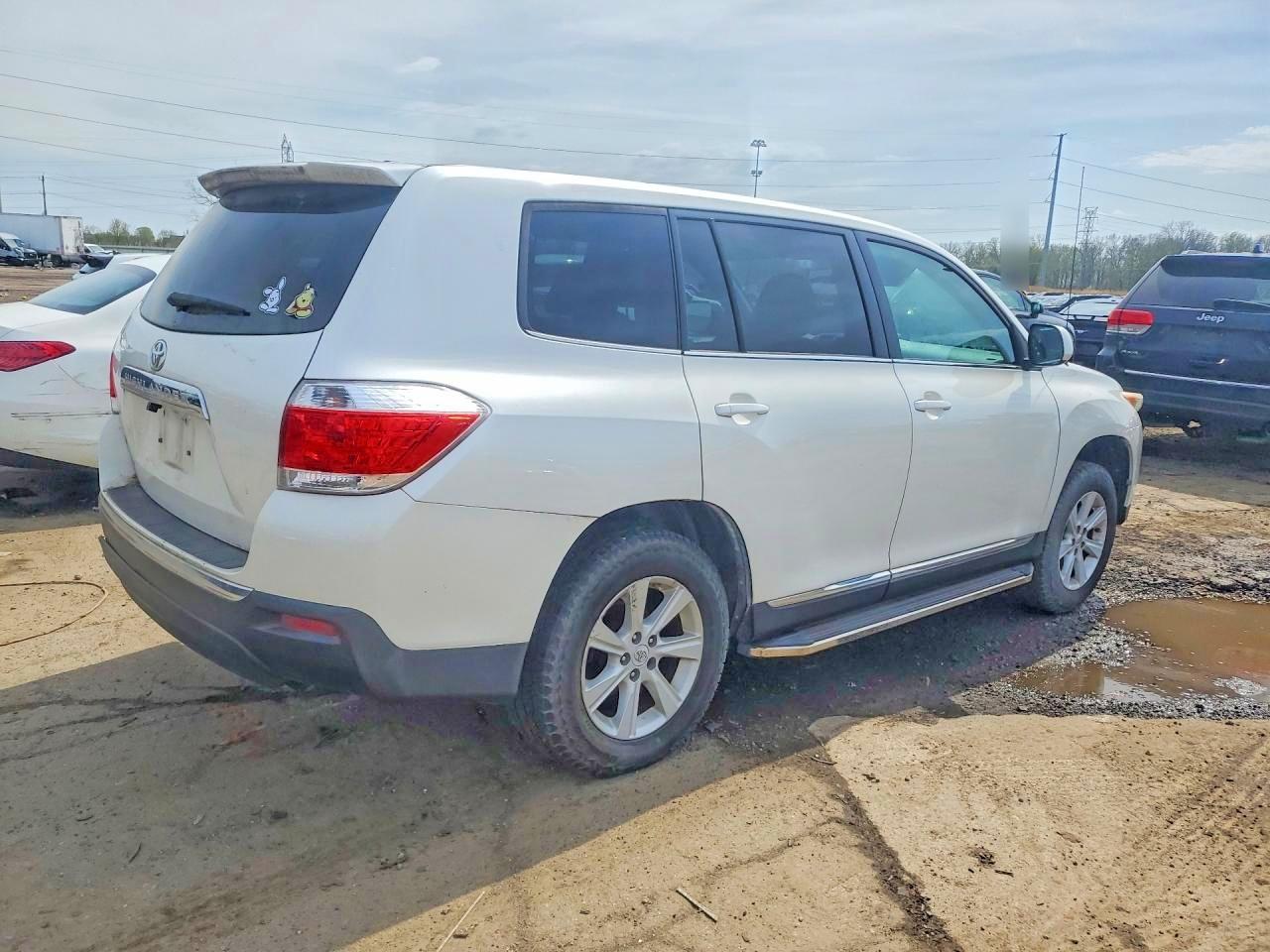 2012 Toyota Highlander Base - Фото 3