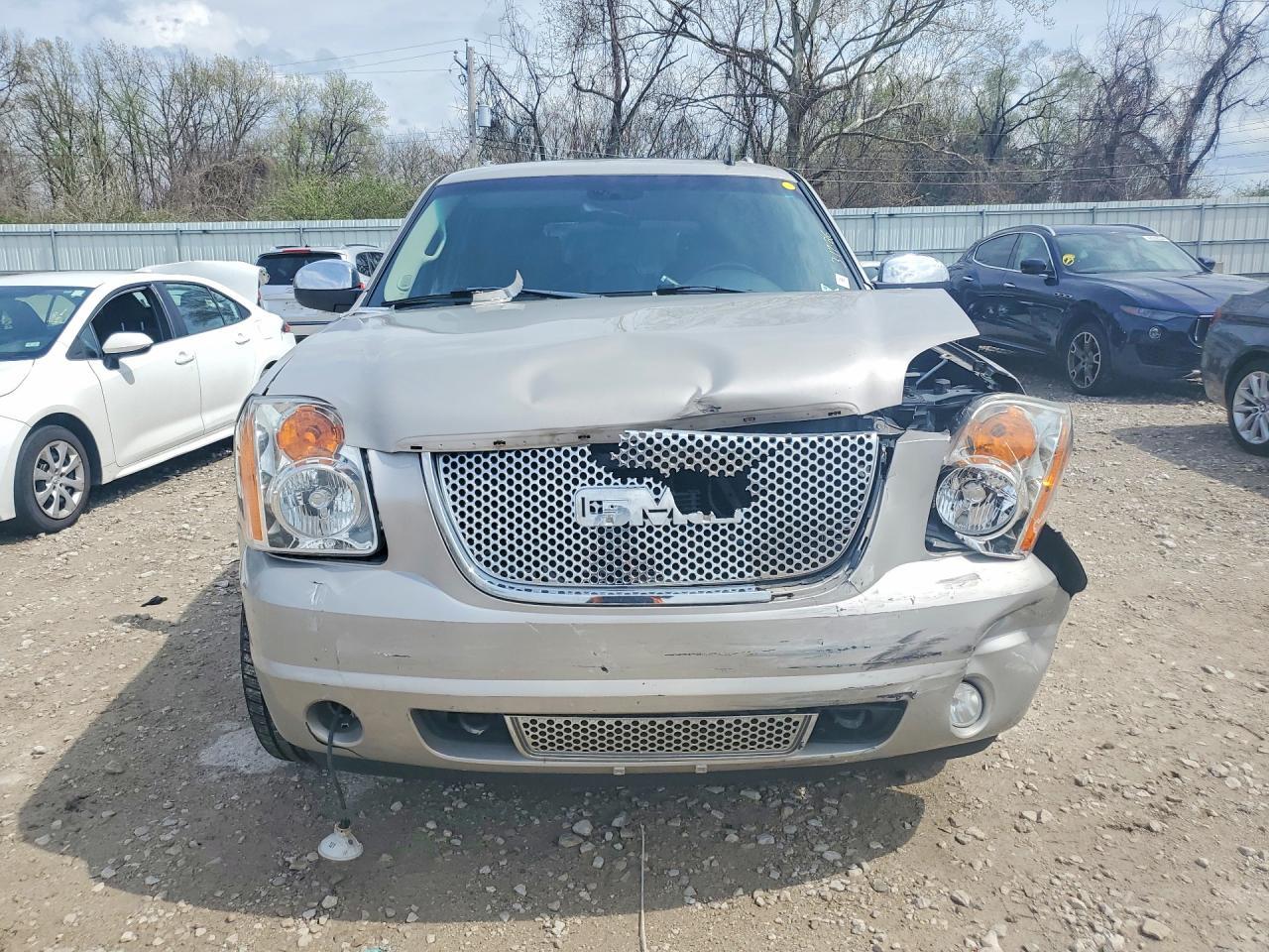 2007 GMC Yukon Denali - Фото 5
