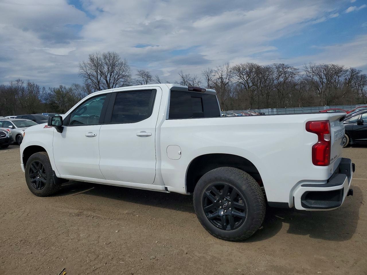 2024 Chevrolet Silverado K1500 Rst - Фото 2