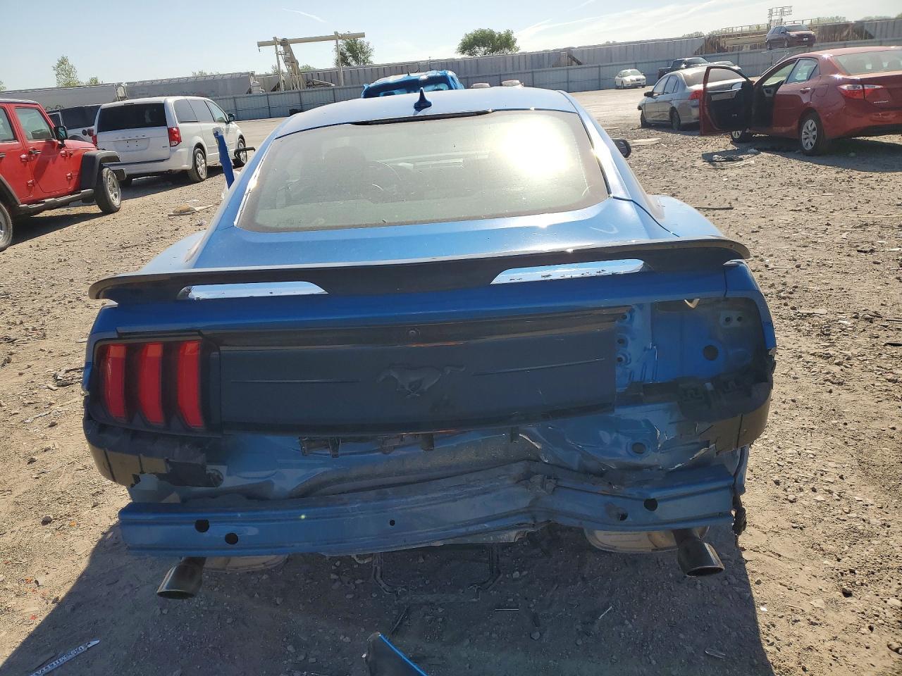 2020 Ford Mustang - Image 6