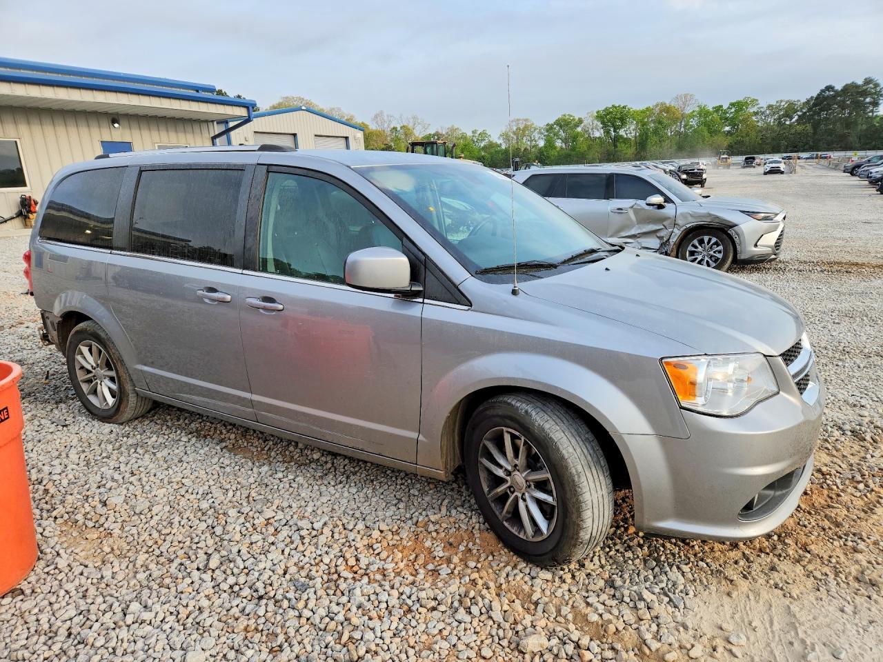 2020 Dodge Grand Caravan Sxt - Фото 4